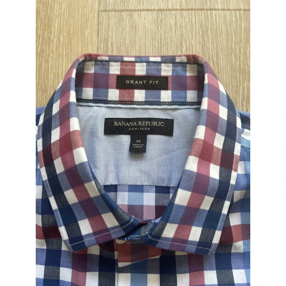 Banana Republic Grant Fit Plaid Button Down Shirt Men’s M Red Navy Cotton
